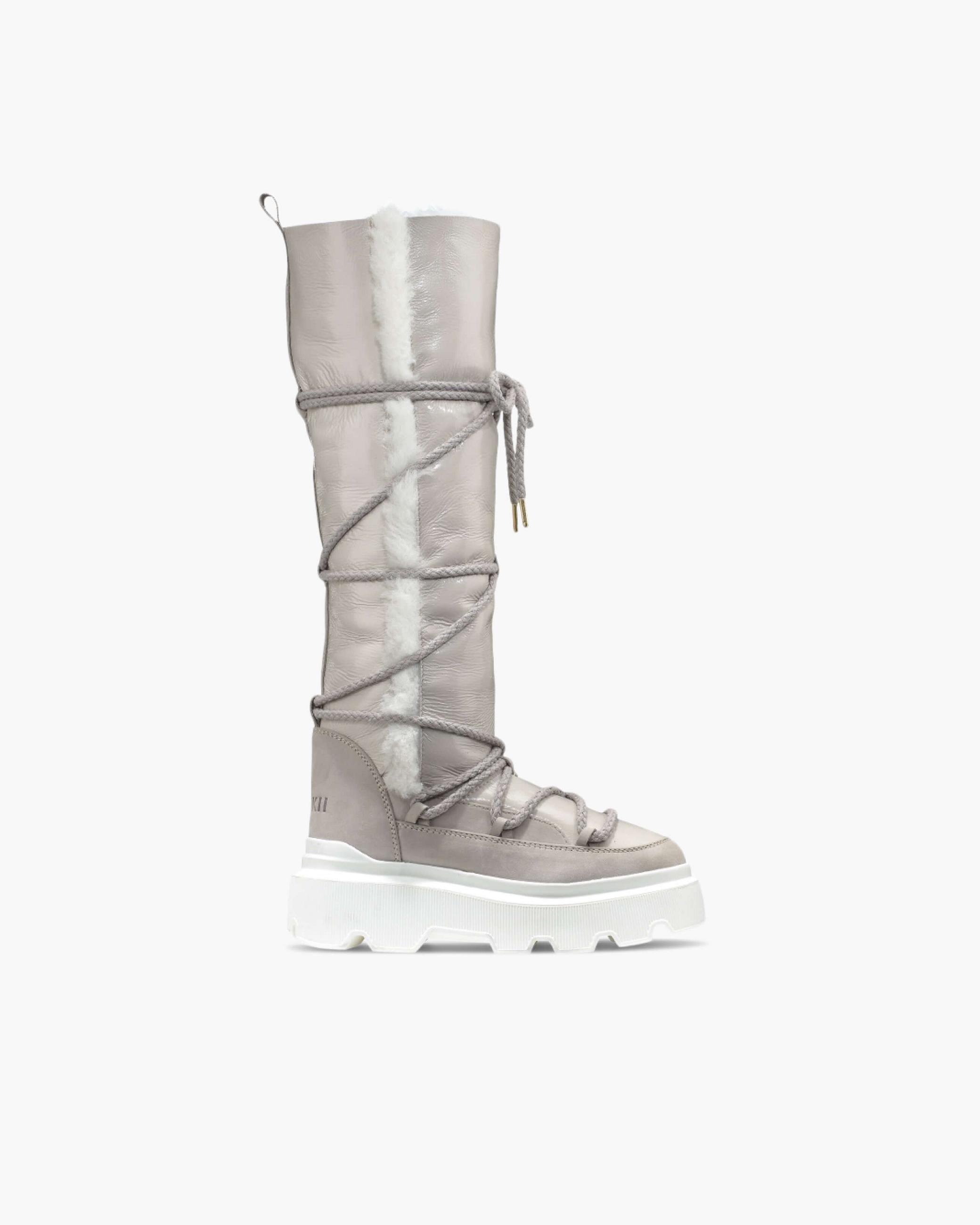 White Women's Inuikii Endurance Cozy High Snow Boots | HYOE-82713