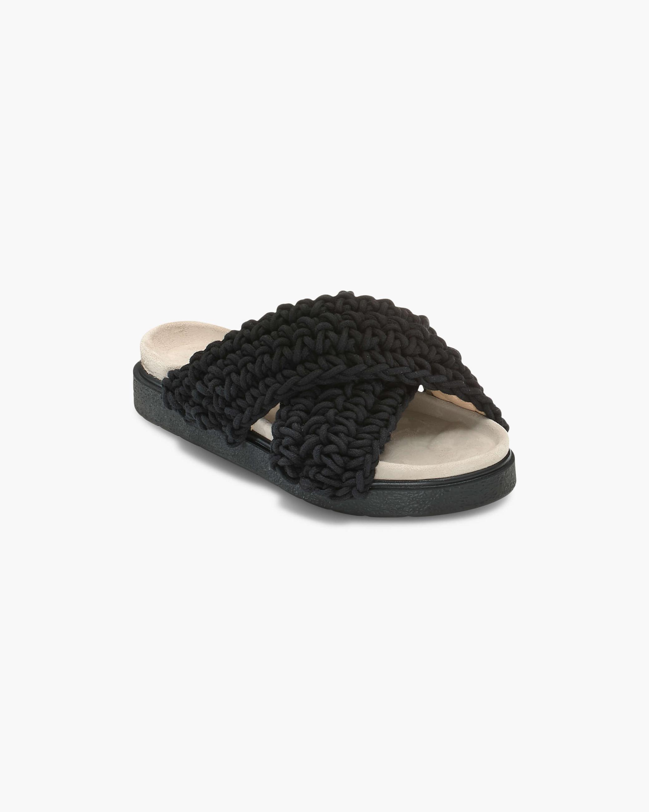 Black Women's Inuikii Woven Slippers | PEGO-69380